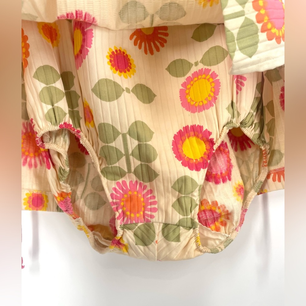 50s / 60s Mod Flower Print One Piece Swimsuit With Bloomer Bottoms - Picture 5 of 13